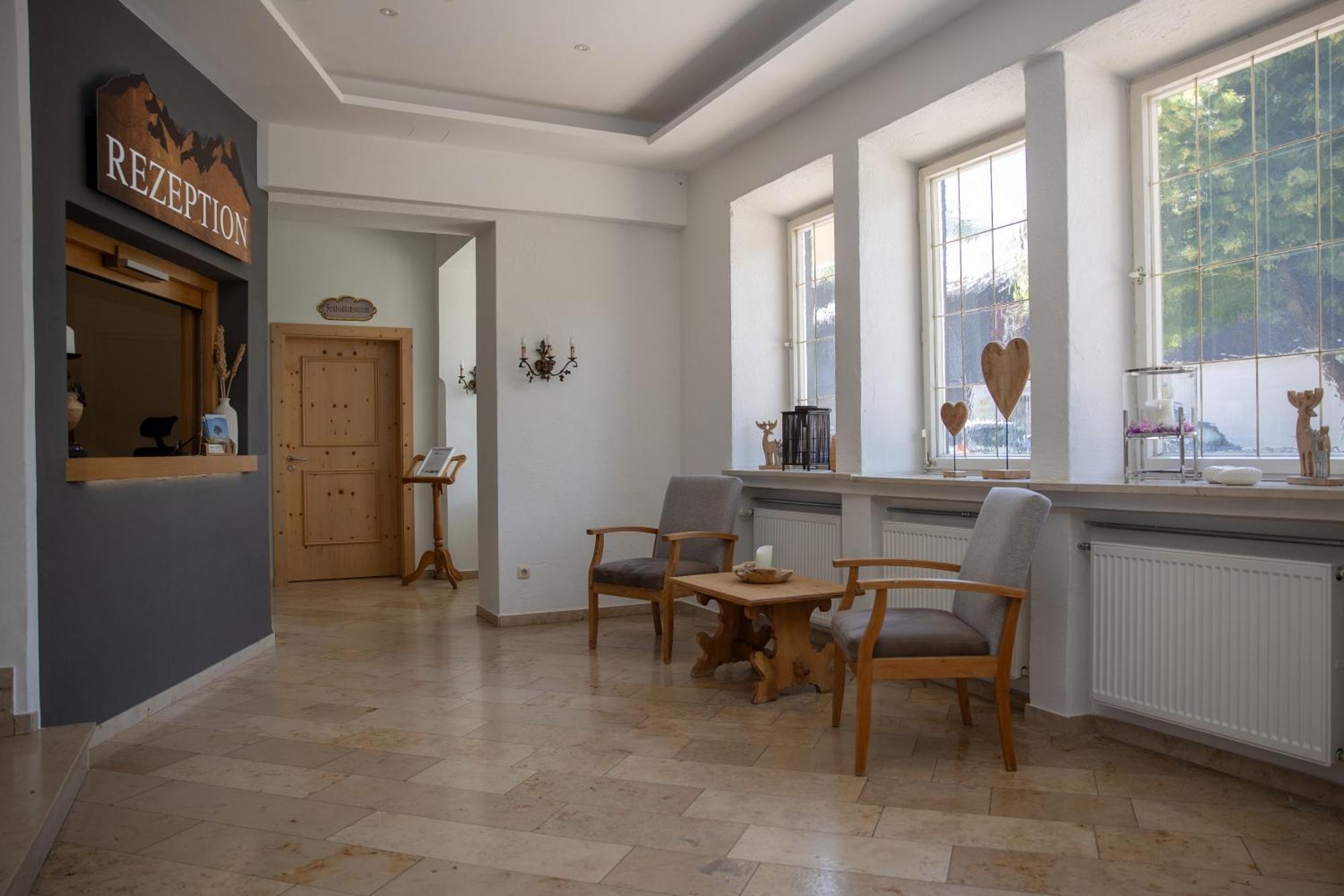 Hotel Gasthof Alter Wirt Farchant Exterior foto