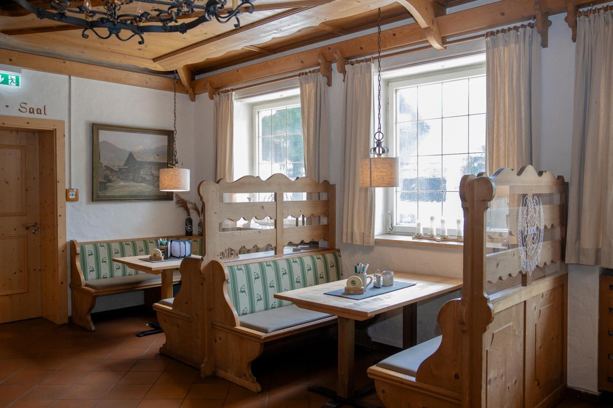Hotel Gasthof Alter Wirt Farchant Exterior foto
