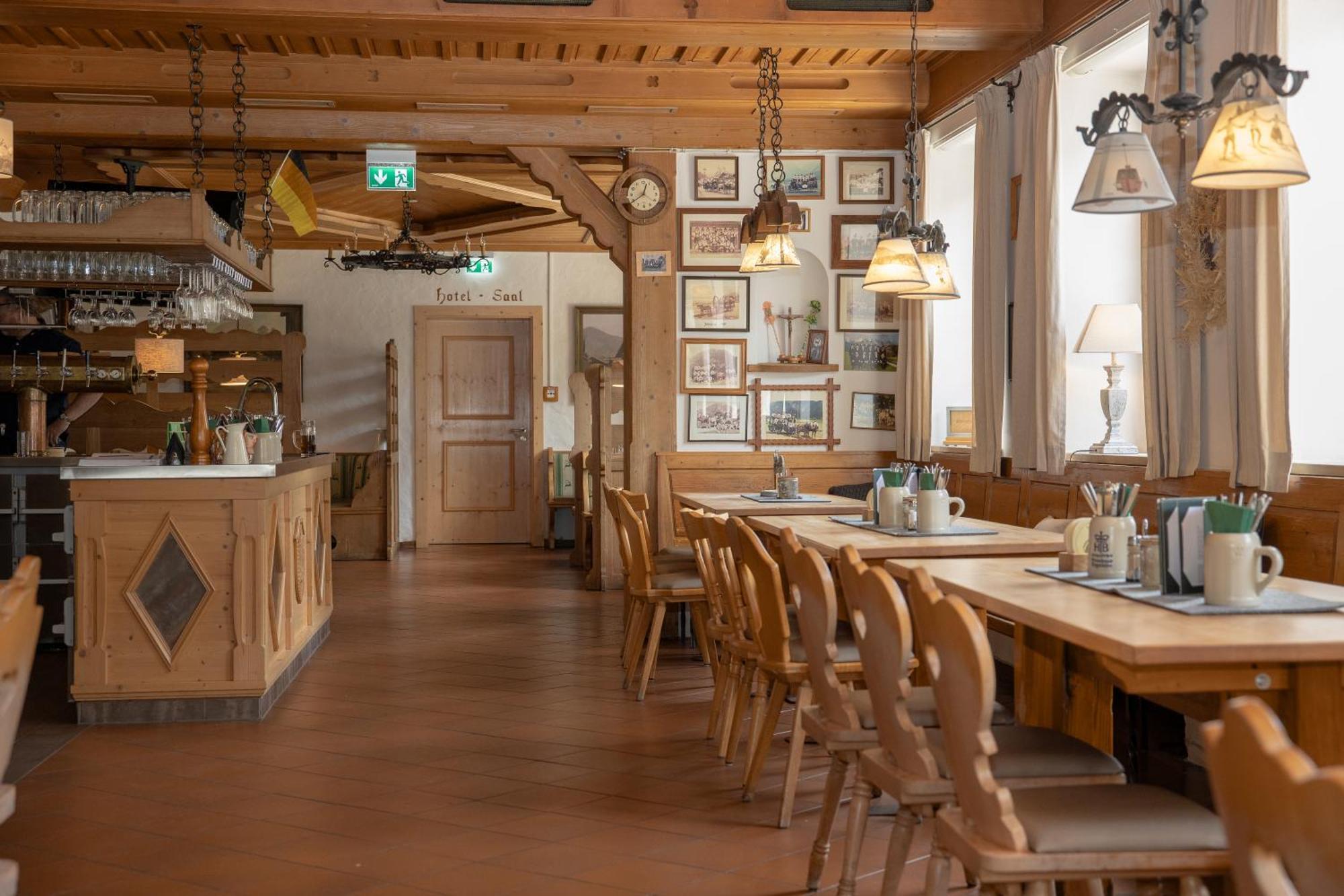 Hotel Gasthof Alter Wirt Farchant Exterior foto